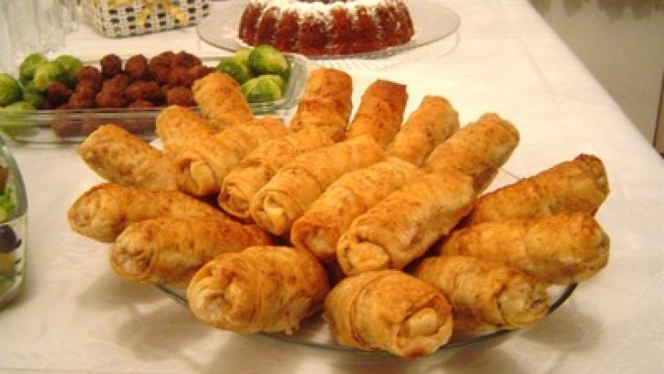 Mercimekli Börek Tarifi