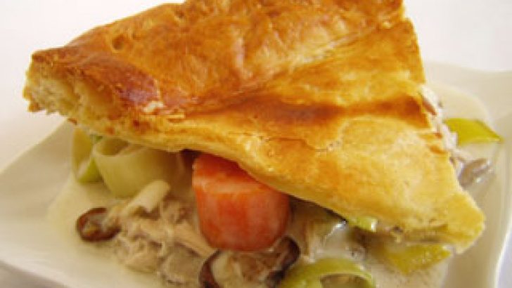 Tavuklu Börek Tarifi