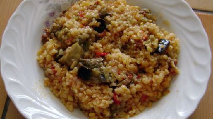 Patlıcan Bulgur Pilavı Tarifi