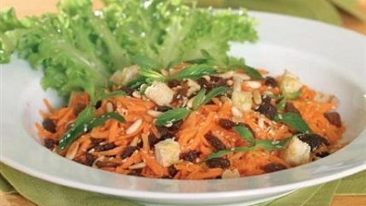 Fıstıklı Salata Tarifi
