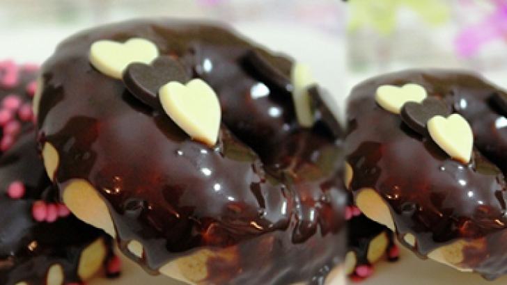 Çikolatalı Donut Tarifi