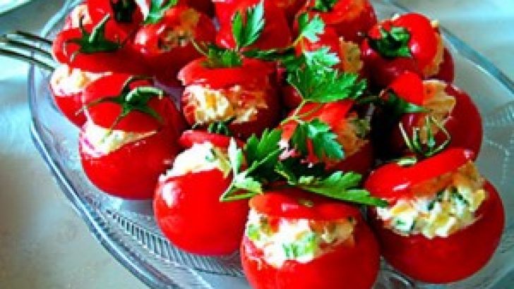 Mantarlı Domates Dolması Tarifi